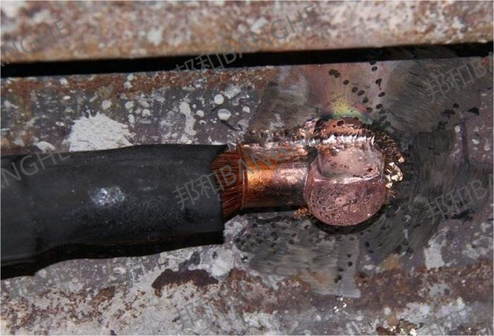 軌道回流線焊接